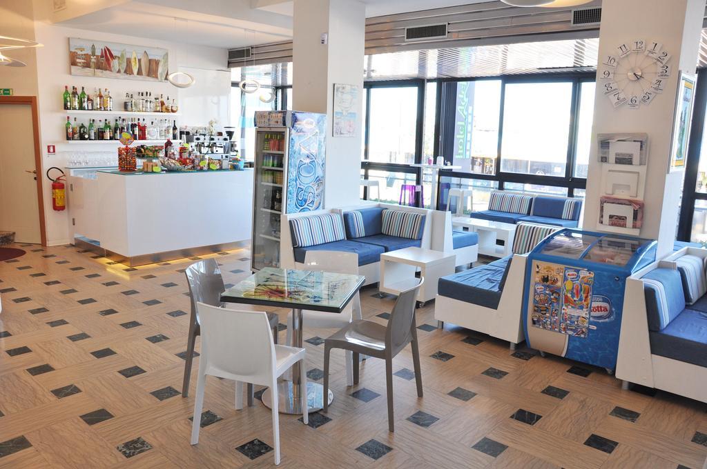 Hotel Adelphi Riccione Eksteriør bilde