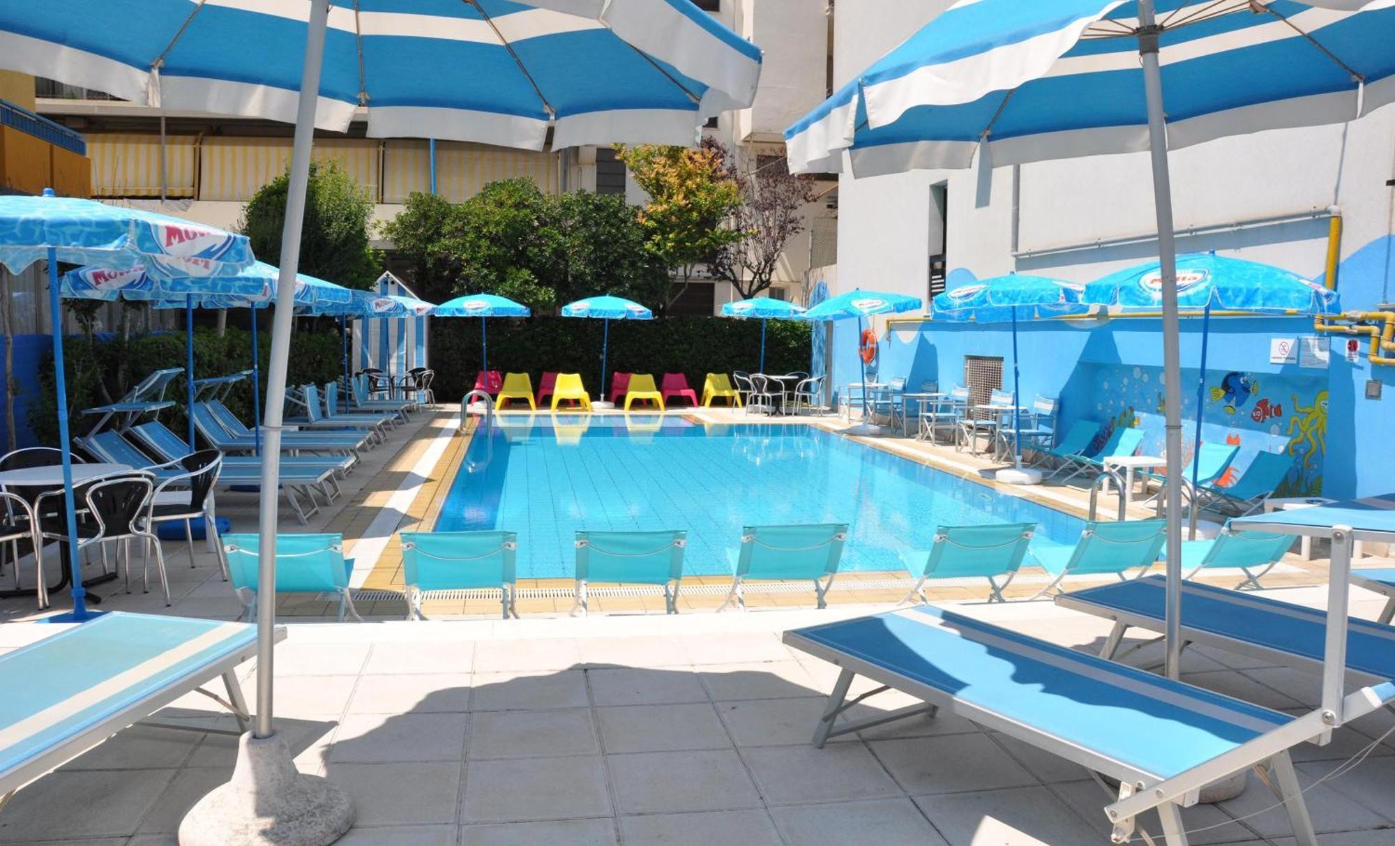 Hotel Adelphi Riccione Eksteriør bilde